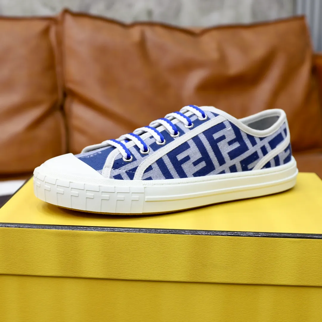 Factory price: 480 original order (couple model) Brand: FENDI Fendi 🙅‍♂️🙅‍♂️🙅‍♂️ Size: Female 35–40, Male 39-44 (45 can be customized) Grade: Official website genuine Material: Imported original LoGO fabric upper Original comfortable lining TPU wear-resistant lightweight outsole Style category: Loafers New trendy shoes Color: actual picture color